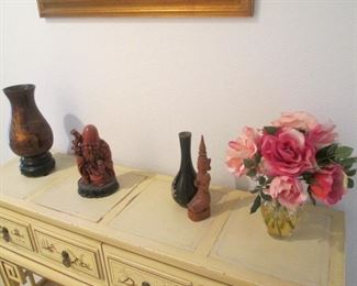 Table-Top Accessories & Florals