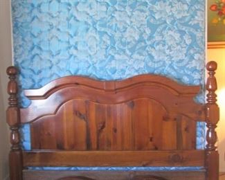 Queen Headboard & Footboard, Traditional Style + Queen Mattress Set