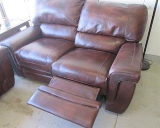 Matching Love Seat, Nice Upholstery Details!