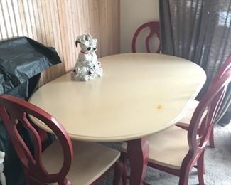 Red /Beige Table w/4 Chairs