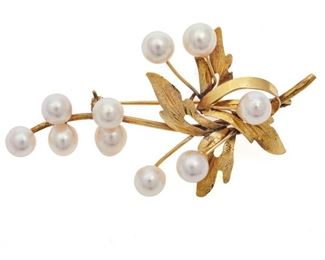 Cultured Pearl, Yellow Gold Spray Brooch