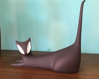 Are You Lookin' at ME?! Ceramic Cat