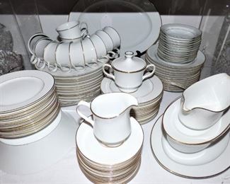 LARGE classic China Set