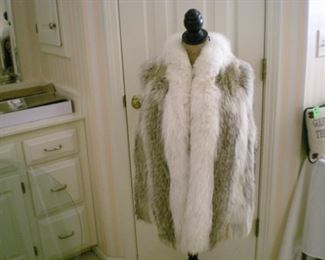 Ambiance fur vest