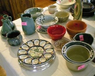 ....and more nice pottery!
