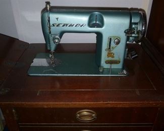 Vintage Sewmor sewing machine, made in Japan