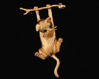3D Kitten Gold and Tsavorite Pin Brooch 