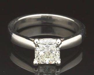 Ladies 1.35 ct Princess Cut Diamond Engagement Ring 