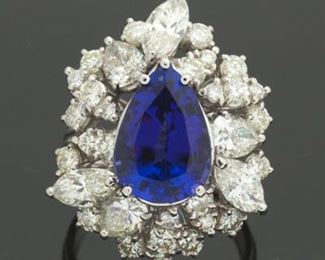 Ladies Platinum, 6.62 ct Tanzanite and Diamond Cluster Ring 