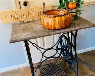 Sewing Table, Butterfly Pedal, Marble Top