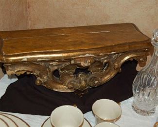 Pair of 18th Century carved gilt-wood wall shelves