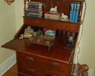 Drop-front Victorian-style desk