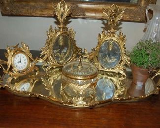 Gilded accessories