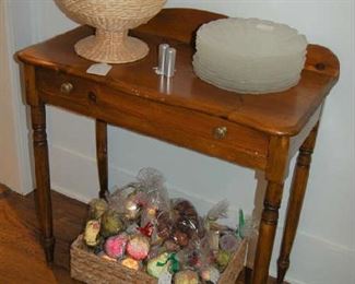 Country pine one drawer table