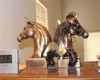 Horse head bookends