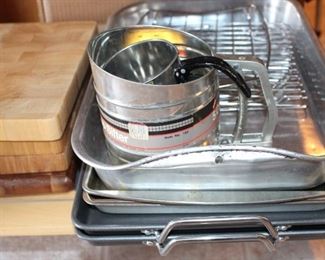 Like new baking pans