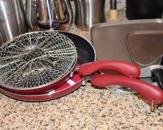Brand new Paula Deen frying pans