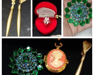 Huge huge massive epic selection of vintage costume jewelry
