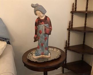 Asian lady (1of 2), corner shelves