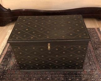 Coffee table chest