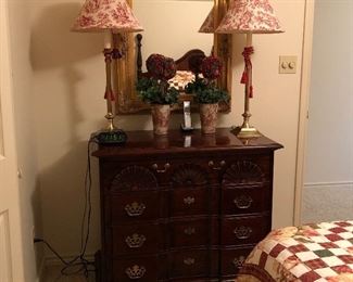 Small chest of drawers