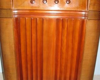 1930's Coronado Console Radio