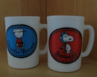 Vintage Charlie Brown - Snoopy Mugs