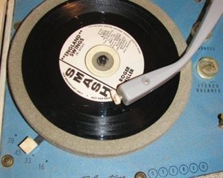 Vintage Silvertone Record Player - Works Great!