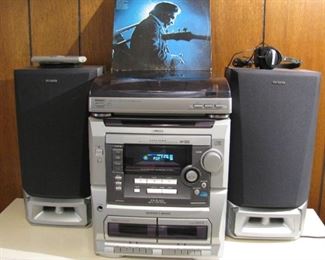Nice Stereo!! Record - Cassette - CD Player Works Perfect