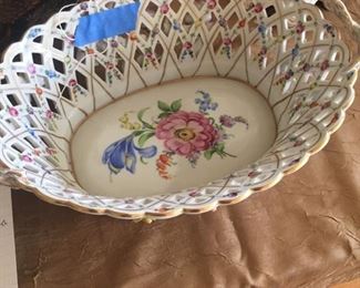 Dresden reticulate bowl with applied flowers by Carl Thieme-great condition-! big!