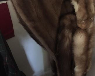 furs-stole and multi-mink dead animal scarf--they have eyes