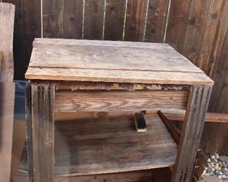 potting bench