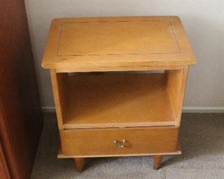 retro end table