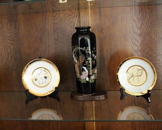 Decorative oriental plates-vase