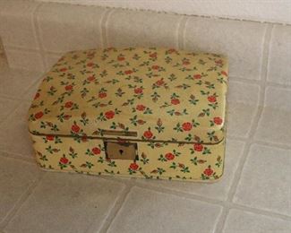 jewelry box