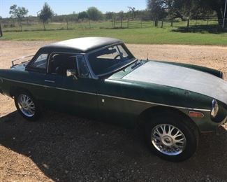 1979 MGB convertible has several boxes of new parts and interior with it