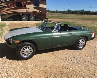 1979 MGB convertible has several boxes of new parts and interior with it