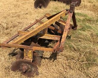 modern 4' single disc plow