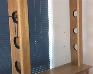 4 gun wall shelf