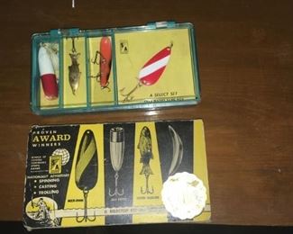 collectible 4 piece fishing lures