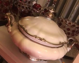 Hutschenruether Revere covered vegetable
