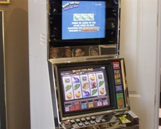 "Reel M' In" Fishing Slot Machine with Dual Screen and Bonus Feature