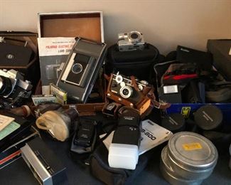 LOTS of vintage cameras!