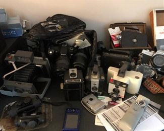 Like SO MANY antique and vintage cameras!