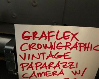 Grannie has seen some things. She's a Graflex Crown Graphic Paparazzi camera.