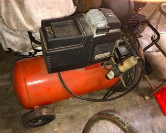 Air compressor, right? Please correct me if I'm wrong I'm kidding I don't care just buy it