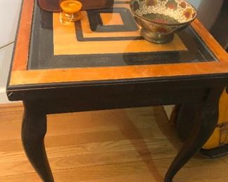 Bowlegged table, basket of yo-yos