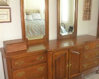 dresser with mirrors