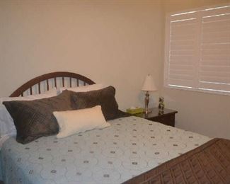 queen bed with matching nightstands and chest