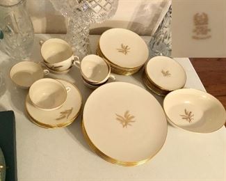 Beautiful set of Lenox 'Wheat' 41 pieces